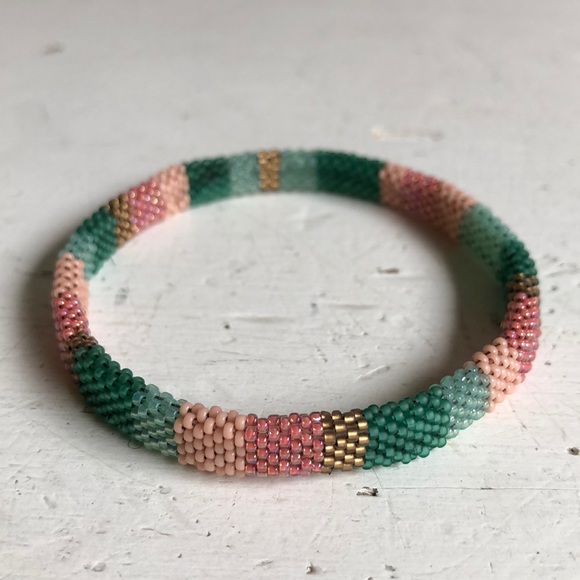 Jewelry - Picture 3 of 4